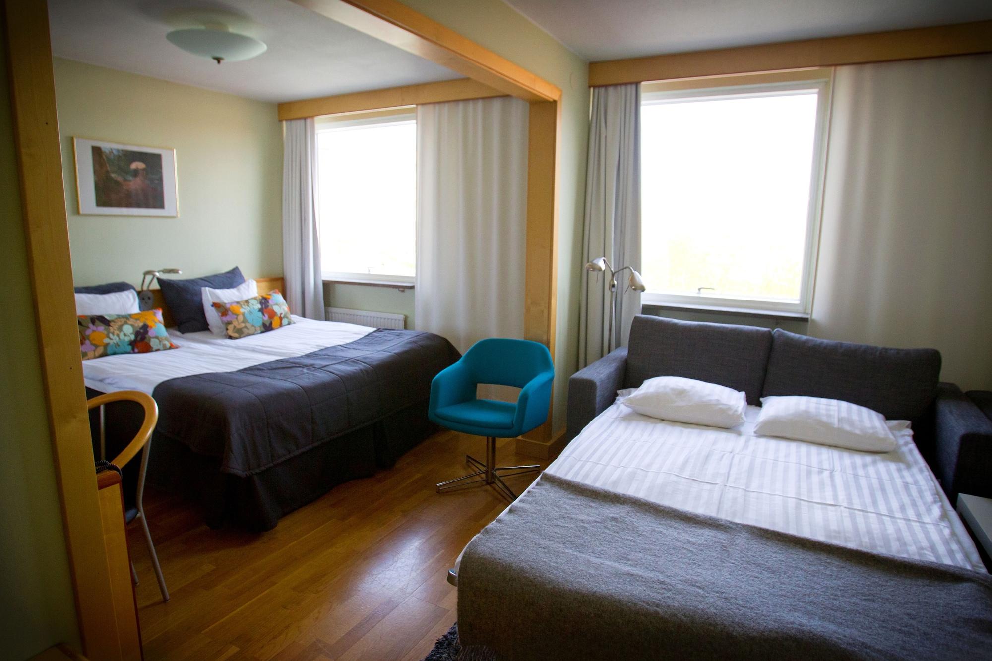 Hotell Aston カールスクルーナ エクステリア 写真