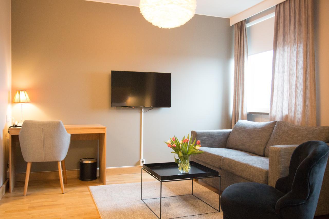 Hotell Aston カールスクルーナ エクステリア 写真