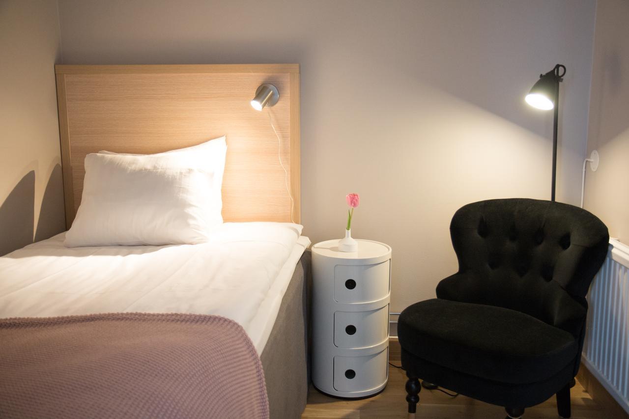 Hotell Aston カールスクルーナ エクステリア 写真